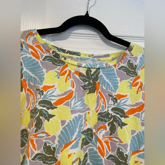 L.L. Bean Signature Size M Rangeley Cotton Tee Scoop Neck Lemon Floral Tee Shirt - Picture 2 of 10